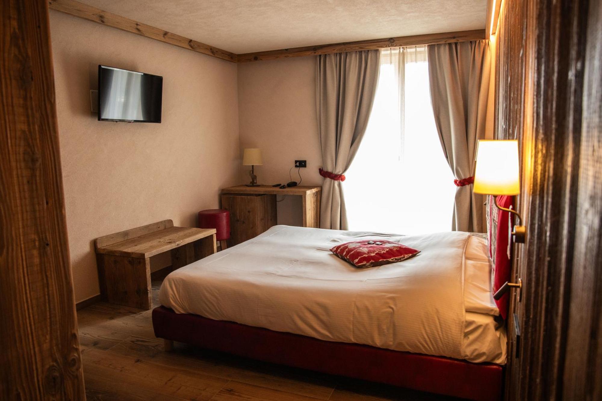 Hotel La Montanina Livigno Exterior photo